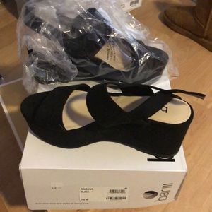 Bar III Deanna Black Wedge